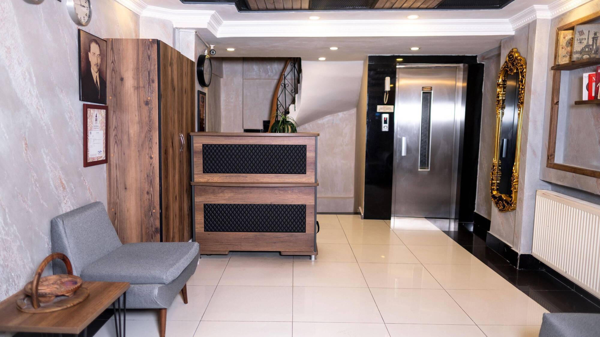 Aparthotel Insta Karakoy
