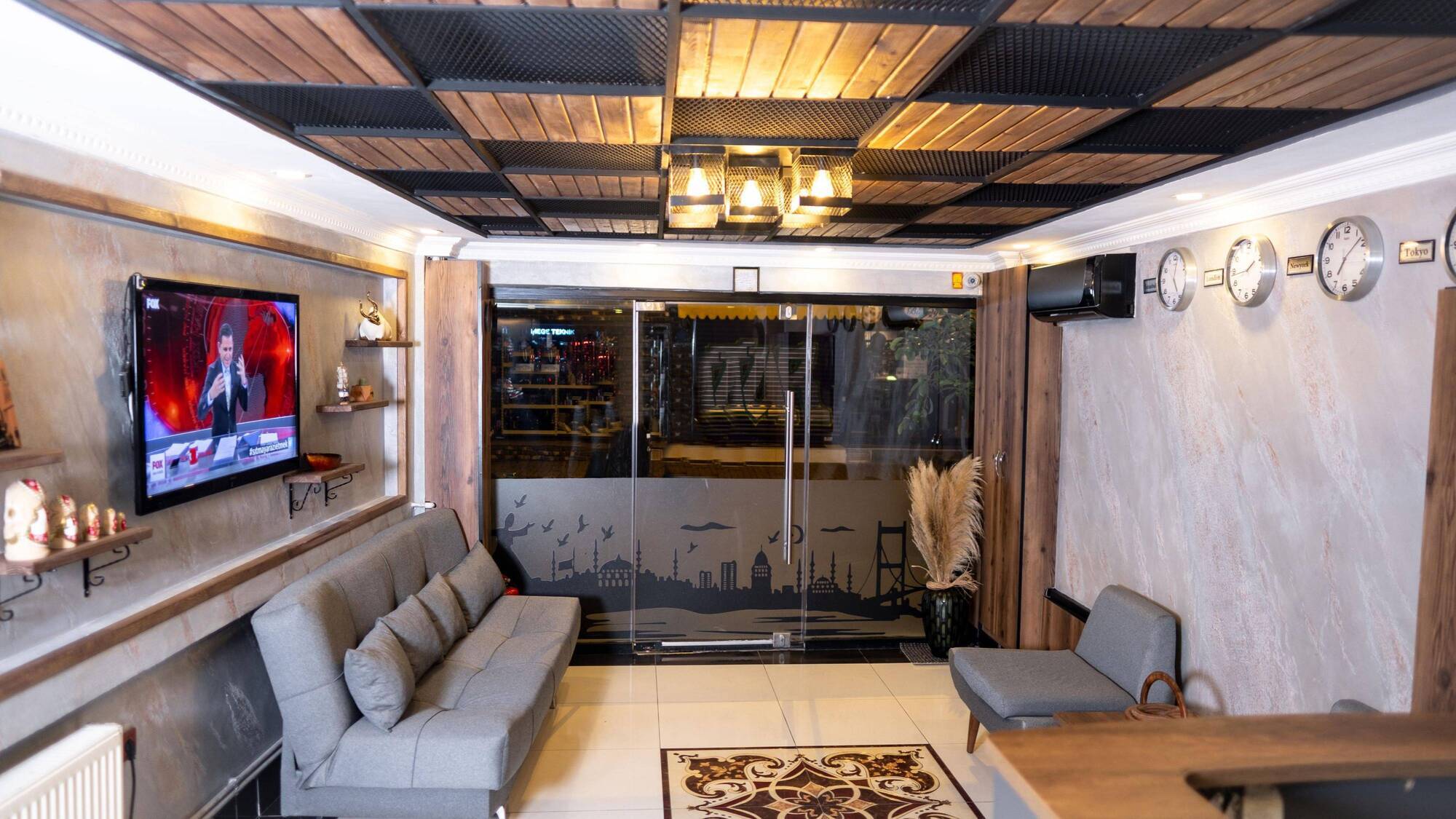 Insta Karakoy Aparthotel